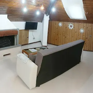 Casa Reale , Gravina di Catania Italia